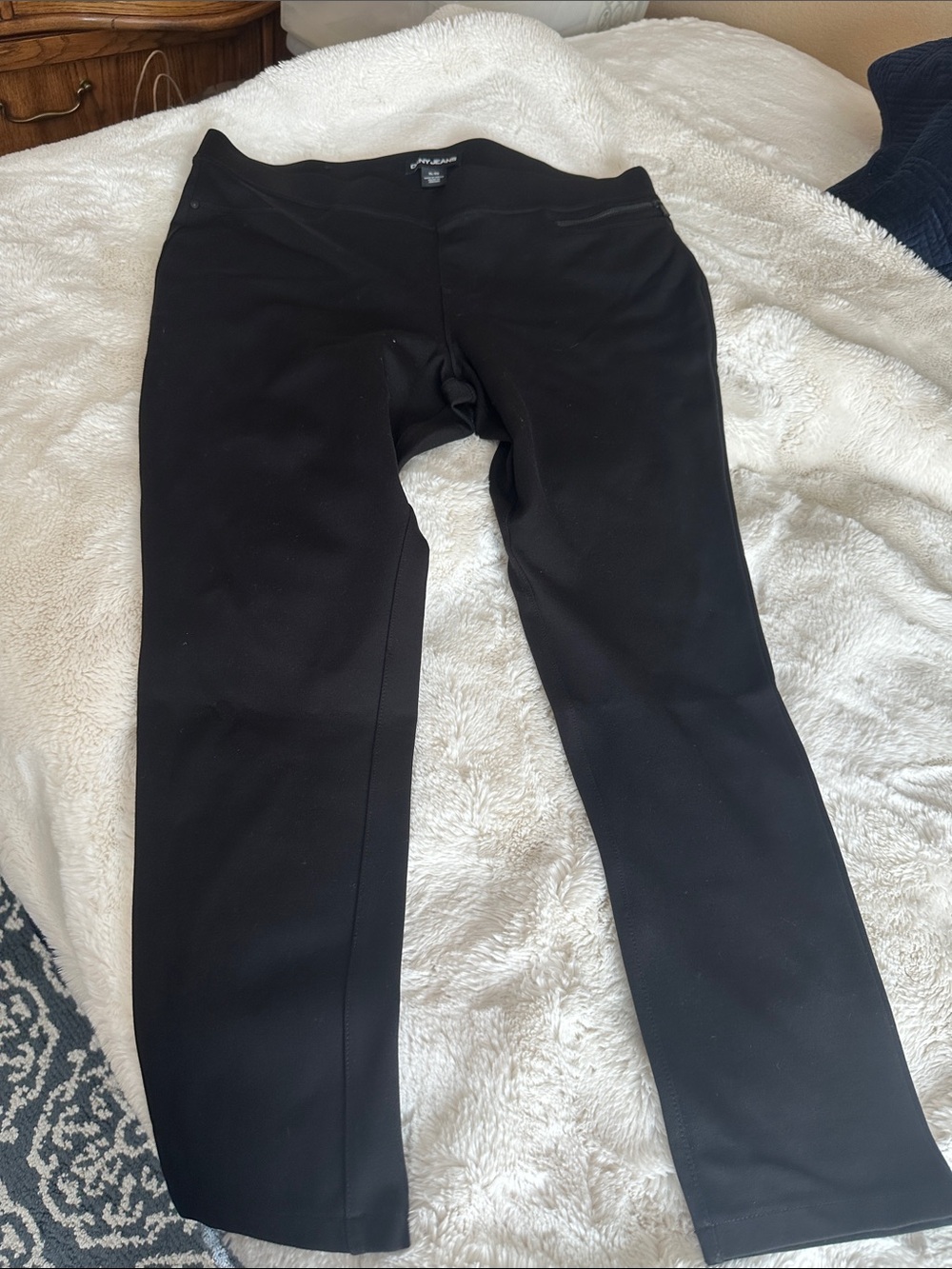 DKNY Black Skinny Ponte Pants
